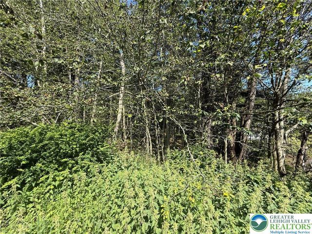 9657 Stony Hollow Drive #585R, Coolbaugh Twp, PA 18466