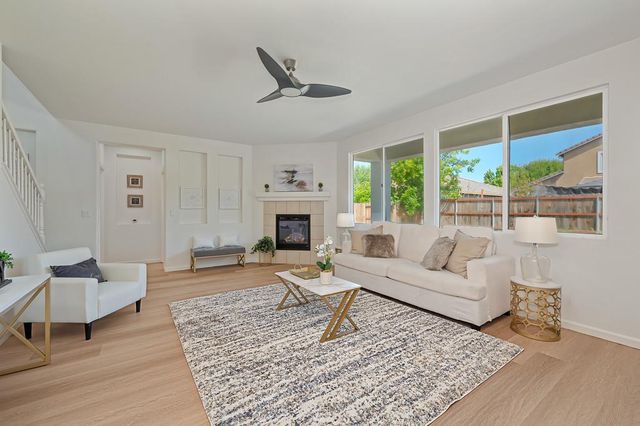 5105 Moon Lily Way, Elk Grove, CA 95757