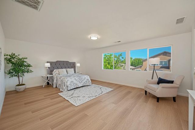 5105 Moon Lily Way, Elk Grove, CA 95757