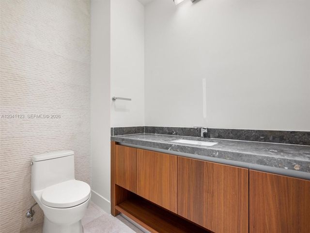 175 SE 25th Road 502, Miami, FL 33129