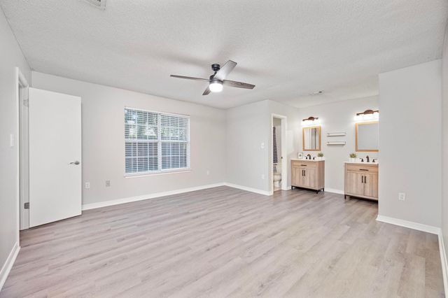 483 Sandy Ridge Circle, Mary Esther, FL 32569