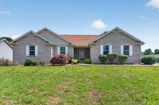 1901 Paran Rd, Cookeville, TN 38506