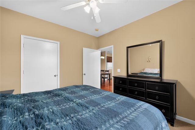 4261 NE Meadow Creek Circle 305, Fayetteville, AR 72703