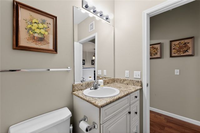 4261 NE Meadow Creek Circle 305, Fayetteville, AR 72703