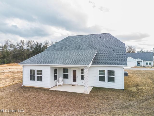 85035 Pohaku Drive, Diamondhead, MS 39525