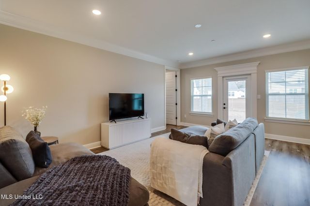 85035 Pohaku Drive, Diamondhead, MS 39525