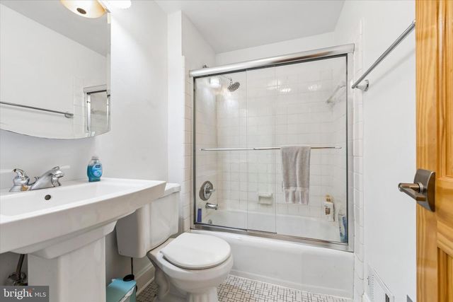 513 S 13TH ST, Philadelphia, PA 19147