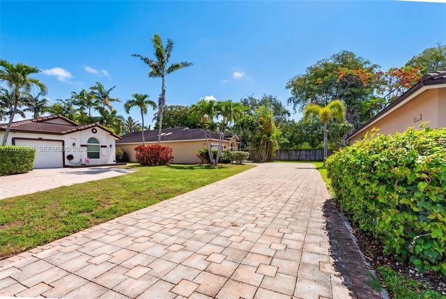 14421 SW 155th Pl, Miami, FL 33196