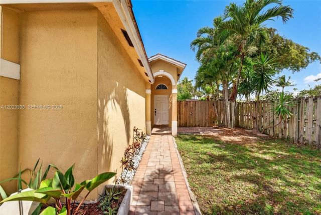 14421 SW 155th Pl, Miami, FL 33196