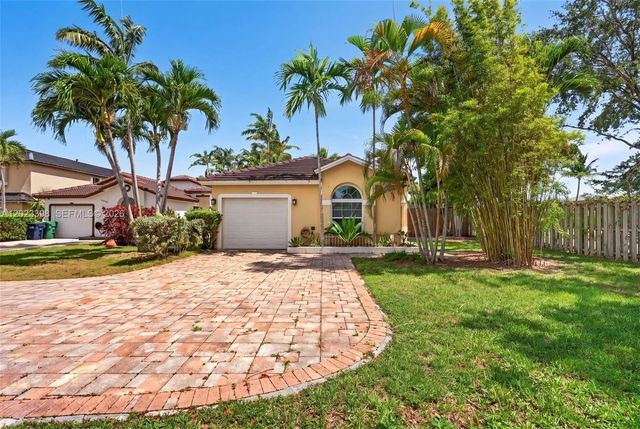14421 SW 155th Pl, Miami, FL 33196