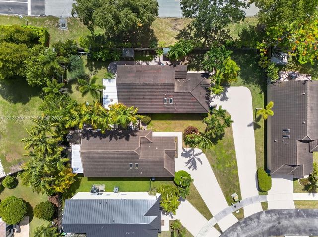 14421 SW 155th Pl, Miami, FL 33196