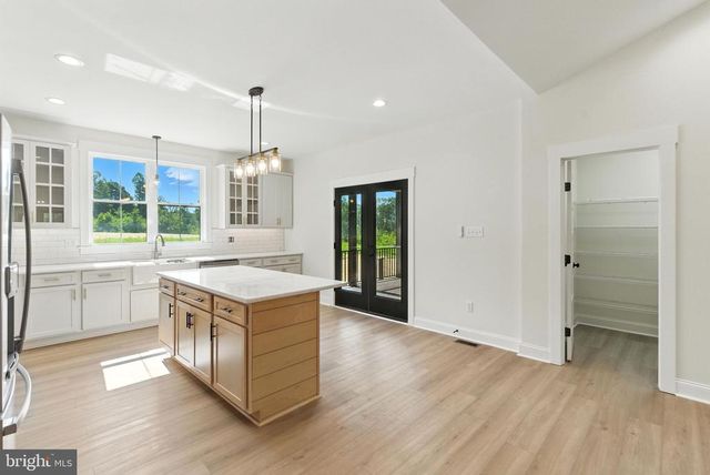 885 BUCKNERS LN, Mineral, VA 23117