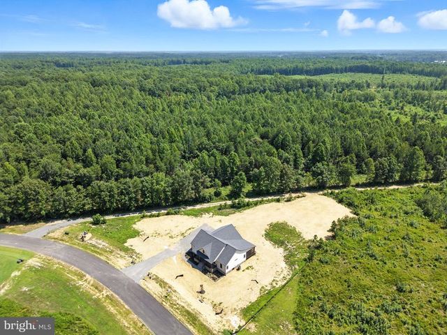 885 BUCKNERS LN, Mineral, VA 23117