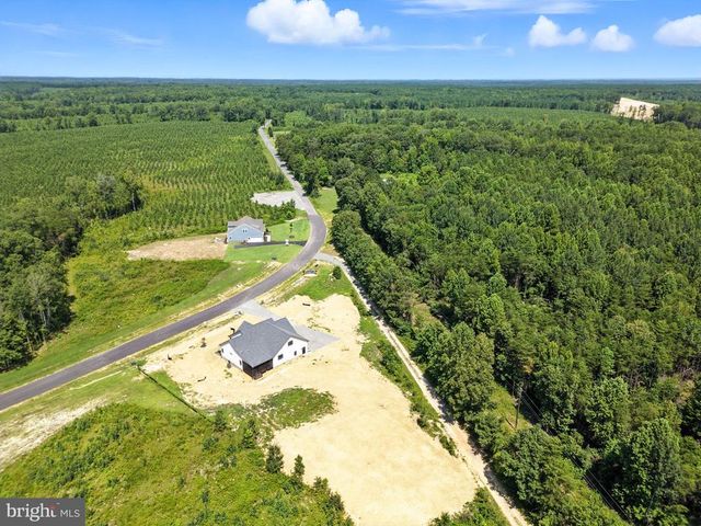 885 BUCKNERS LN, Mineral, VA 23117