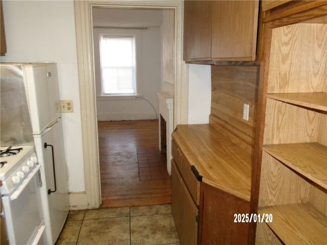 100 Bowen Street 1W, Providence, RI 02906