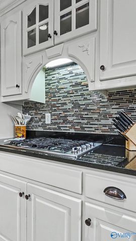 2200 SE Honey Locust Lane SE, Huntsville, AL 35803