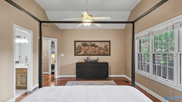 2200 SE Honey Locust Lane SE, Huntsville, AL 35803