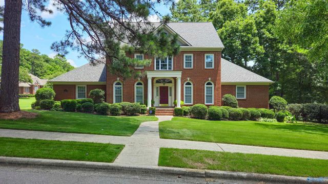 2200 SE Honey Locust Lane SE, Huntsville, AL 35803