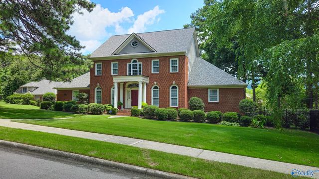 2200 SE Honey Locust Lane SE, Huntsville, AL 35803