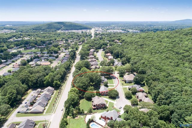 2200 SE Honey Locust Lane SE, Huntsville, AL 35803