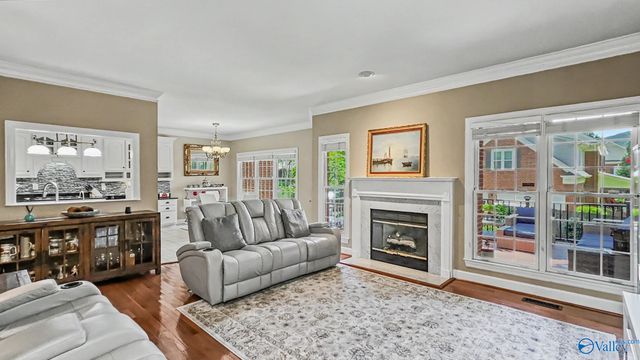 2200 SE Honey Locust Lane SE, Huntsville, AL 35803