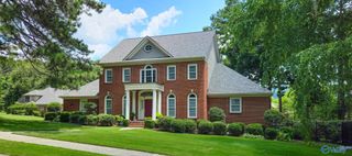 2200 SE Honey Locust Lane SE, Huntsville, AL 35803