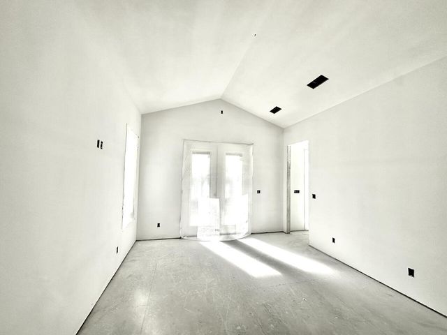 15 Holly Lake Court, Defuniak Springs, FL 32433