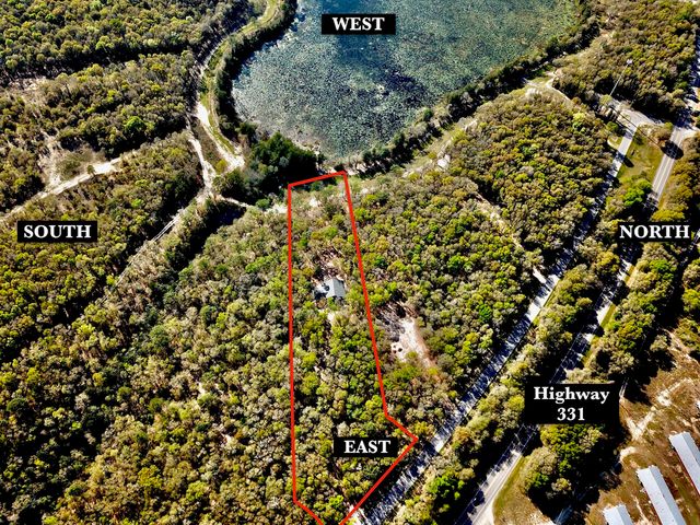 15 Holly Lake Court, Defuniak Springs, FL 32433