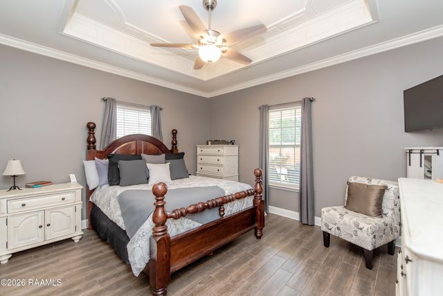 101 Shadowbrook Lane, Youngsville, LA 70592