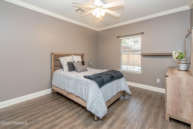 101 Shadowbrook Lane, Youngsville, LA 70592