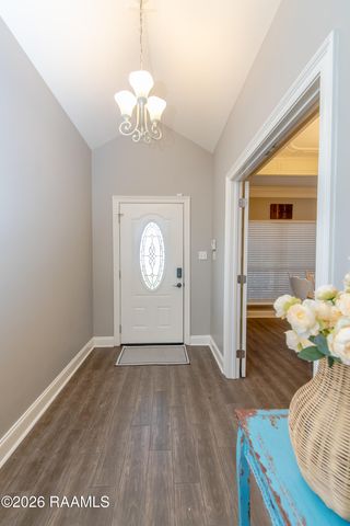 101 Shadowbrook Lane, Youngsville, LA 70592