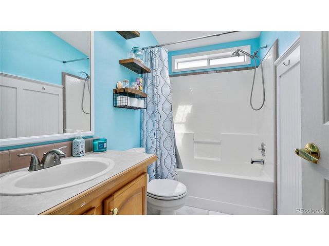 48984 County Road Ff, Akron, CO 80720