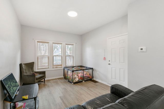 720 E 92nd Place, Chicago, IL 60619
