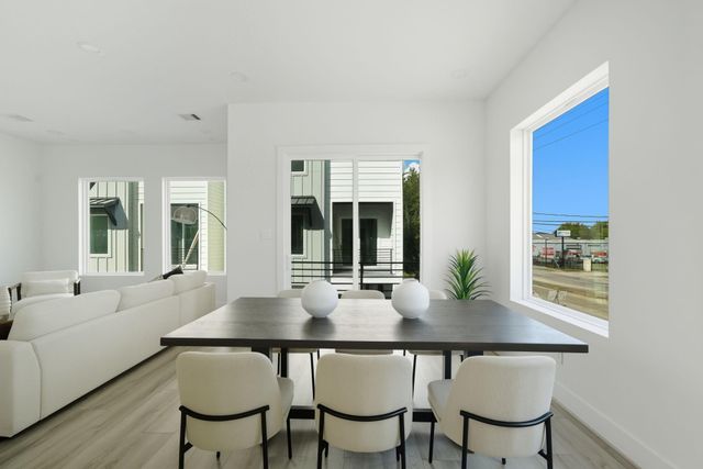 7723B Hammerly Boulevard, Houston, TX 77055