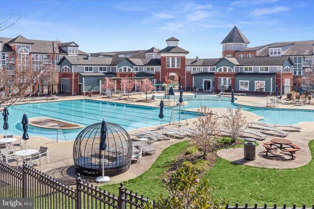 10860 WINCHESTER ST, Waldorf, MD 20603