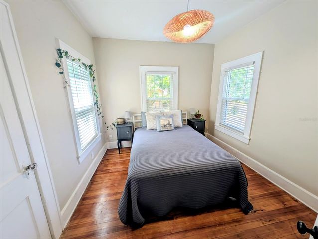 5313 S 18TH AVENUE S, Gulfport, FL 33707