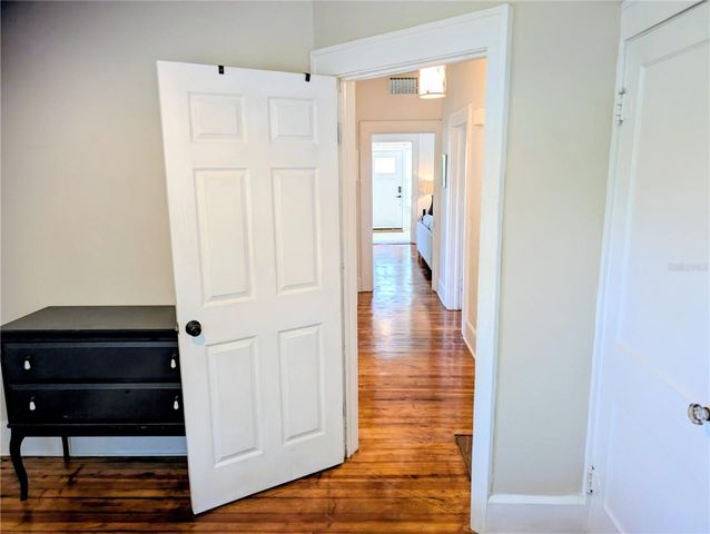 5313 S 18TH AVENUE S, Gulfport, FL 33707