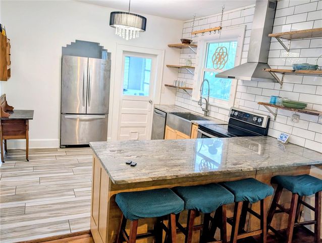 5313 S 18TH AVENUE S, Gulfport, FL 33707
