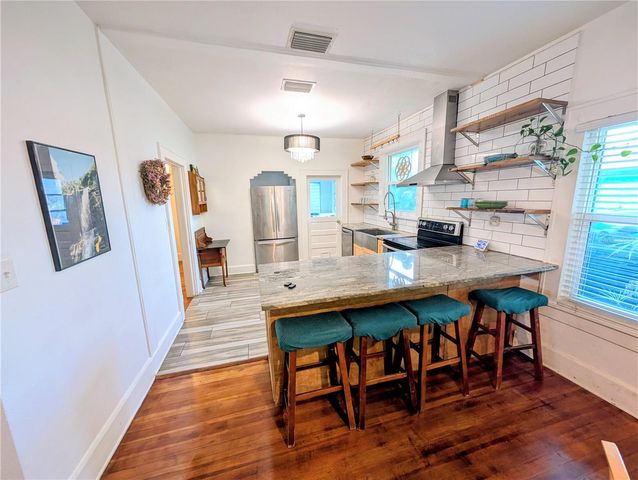 5313 S 18TH AVENUE S, Gulfport, FL 33707