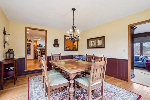 W338S4370 Drumlin DRIVE, Dousman, WI 53118