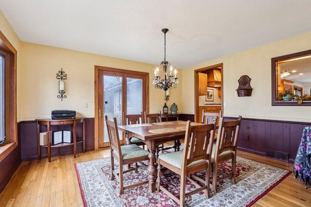 W338S4370 Drumlin DRIVE, Dousman, WI 53118