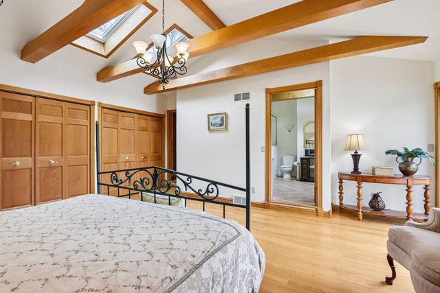 W338S4370 Drumlin DRIVE, Dousman, WI 53118