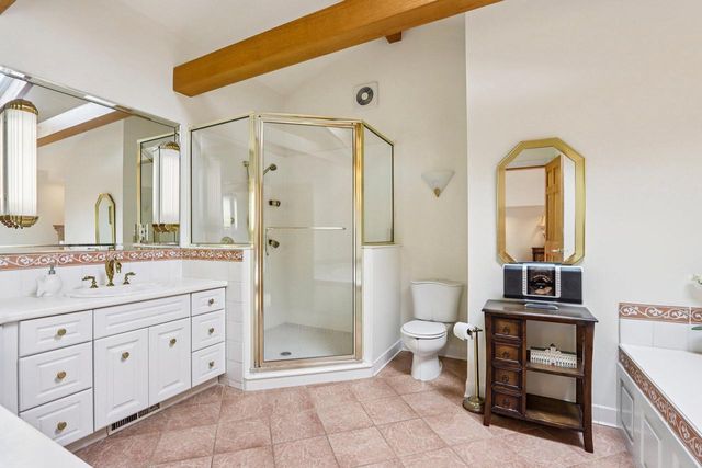W338S4370 Drumlin DRIVE, Dousman, WI 53118