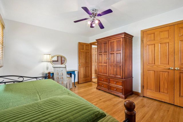 W338S4370 Drumlin DRIVE, Dousman, WI 53118