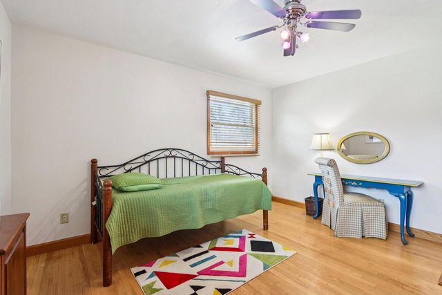 W338S4370 Drumlin DRIVE, Dousman, WI 53118