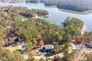 203 Christmas Drive, Mccormick, SC 29835