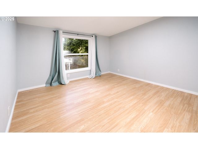 8630 Se FRONTIER Ct 40, Clackamas, OR 97015