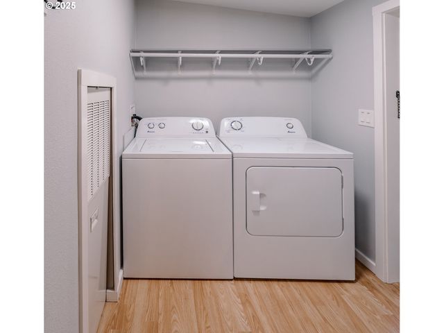 8630 Se FRONTIER Ct 40, Clackamas, OR 97015