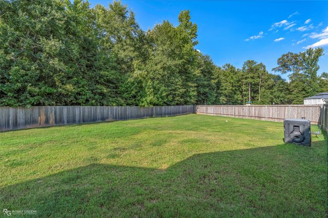 163 Sitka Loop, Haughton, LA 71037
