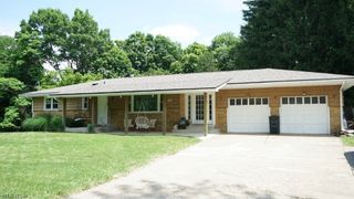 234 Pleasantview Drive, Weirton, WV 26062